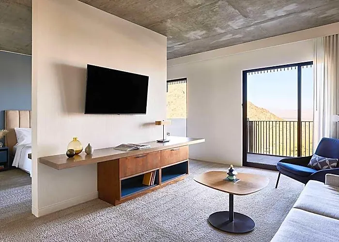 Adero Scottsdale Resort, Autograph Collection 4*