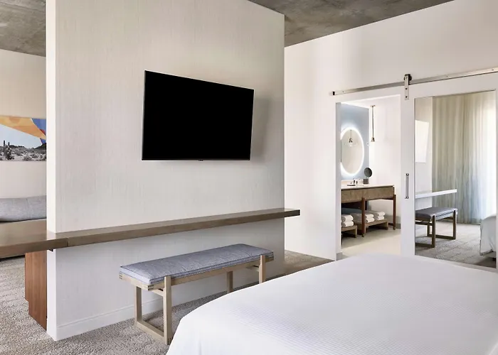Adero Scottsdale Resort, Autograph Collection 4*